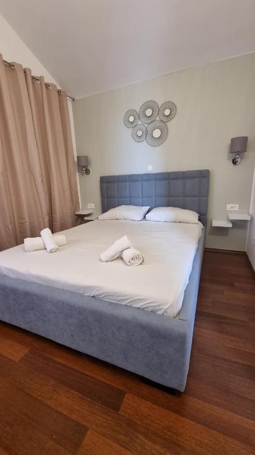 Holiday Home Gabi Рогозница Экстерьер фото