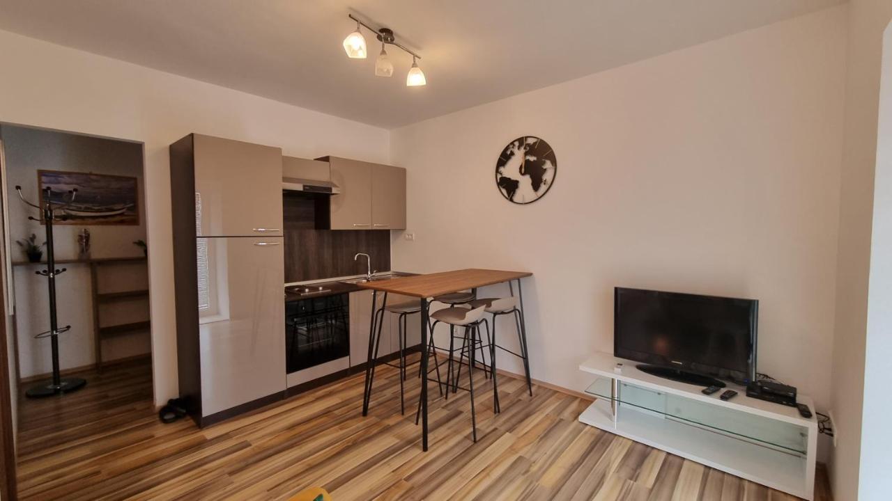 Holiday Home Gabi Рогозница Экстерьер фото